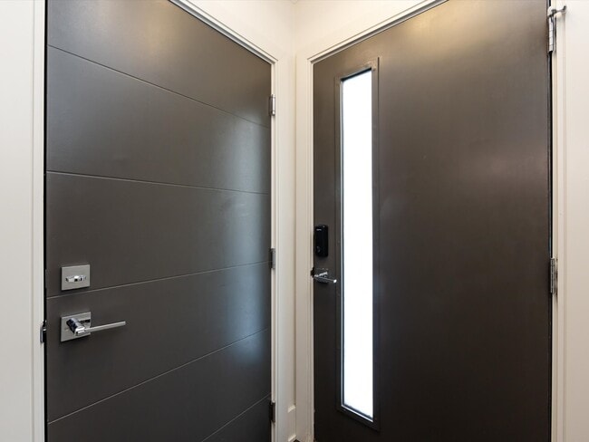 Building Photo - 237 Domain Way