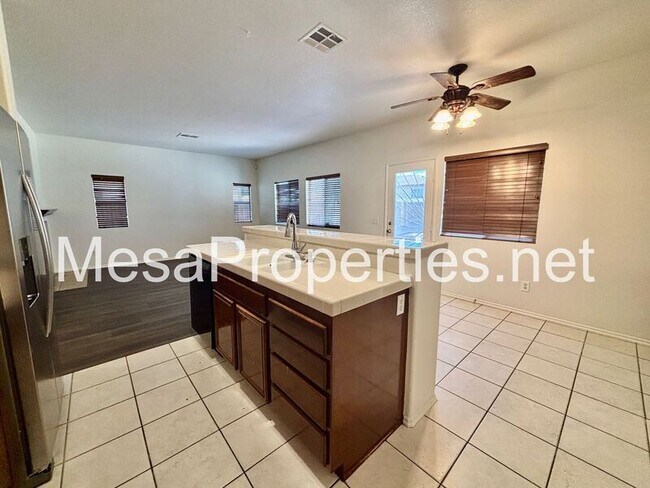 Building Photo - 14350 Jackrabbit Ln