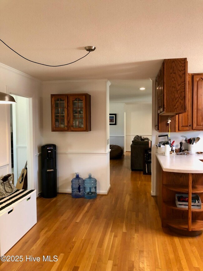 Building Photo - 242 Inlet Dr