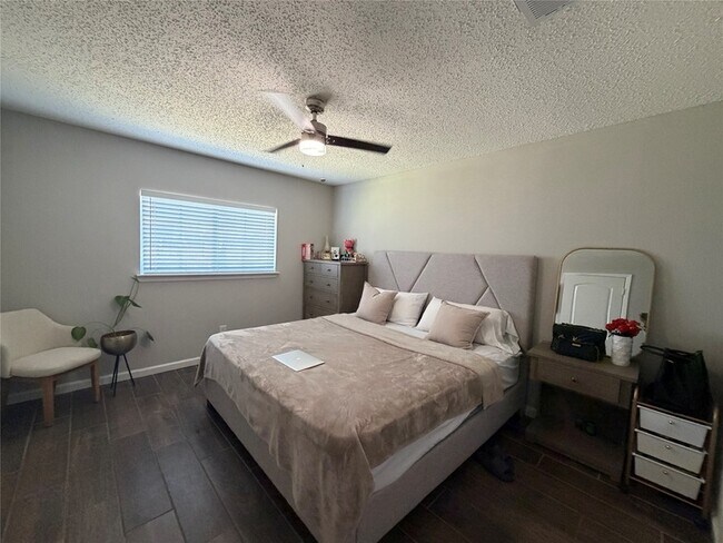 Building Photo - 4430 Hawk Meadow Dr