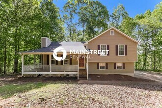 Building Photo - 3 Bedroom Pet-Friendly Home in Douglasvill...