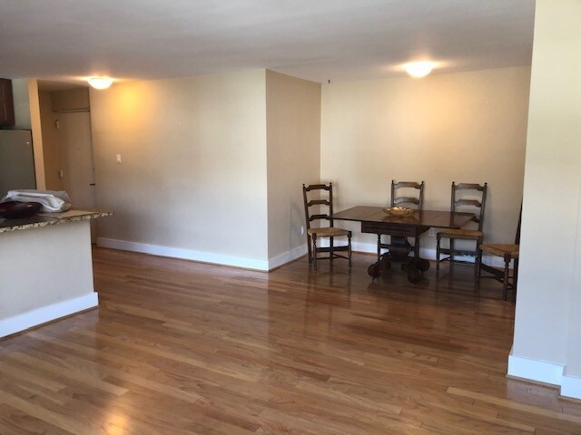 Dining and hallway - 4840 MacArthur Blvd NW