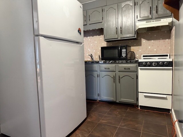 Building Photo - 12 High St