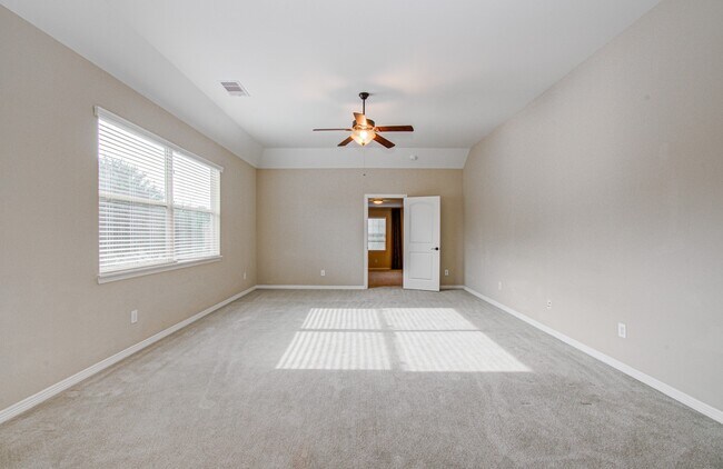 Building Photo - 5711 Avon Landing Ln