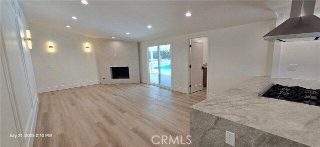 Building Photo - 3024 Sonrisa Dr