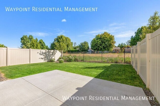 Building Photo - 2094 S Defio Pl