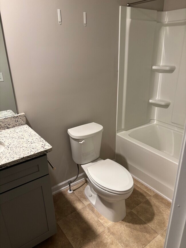 Building Photo - 7107 Chara Ln SW