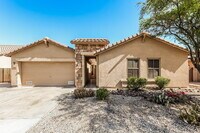 Building Photo - 25644 W Magnolia St