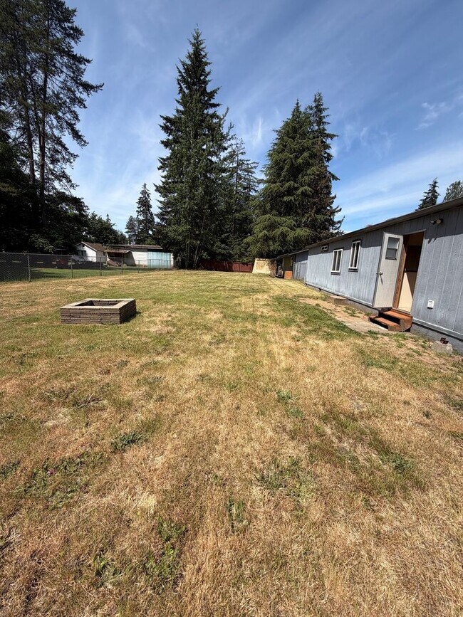 Building Photo - 3 bedroom 2 bath manufactured home in Arlington