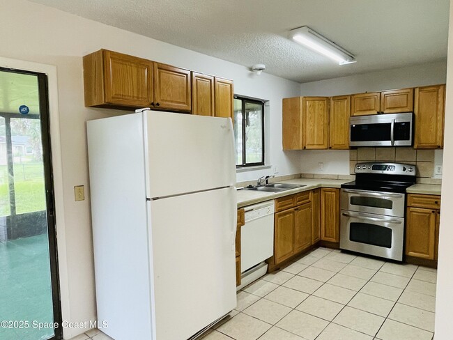 Building Photo - 241 Medea Ave NW