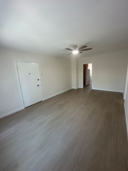 Building Photo - 14525 Albers St