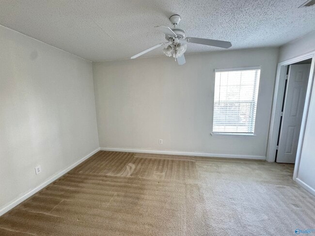 Building Photo - 247 Postwood Ct