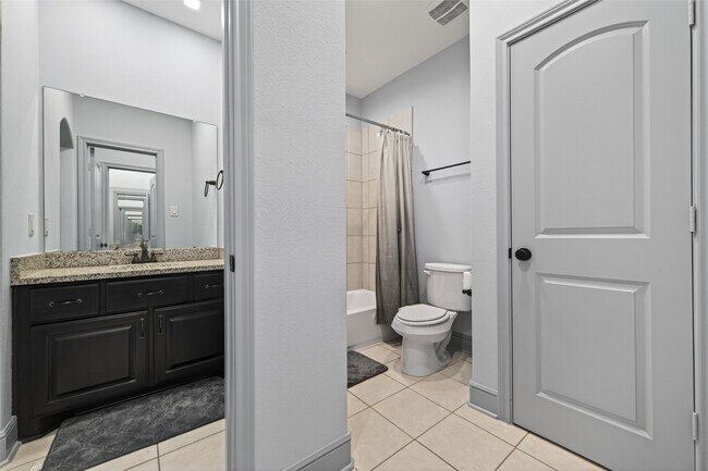 Building Photo - 17307 Endel Way