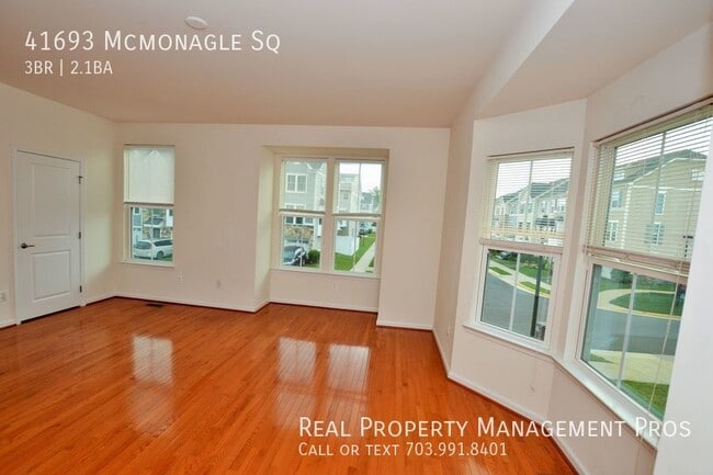 Building Photo - 41693 McMonagle Square