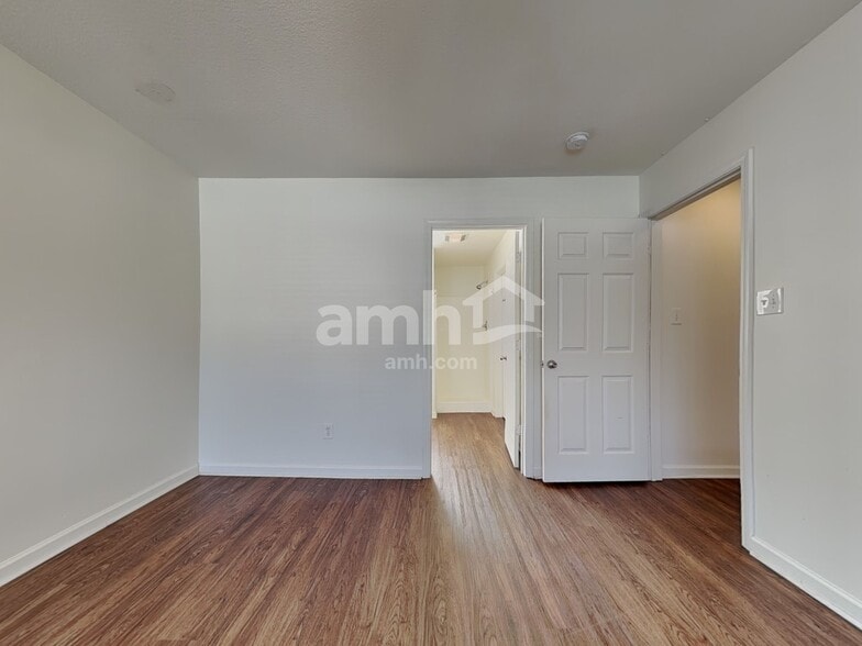 Building Photo - 3127 Champions Trail Ln