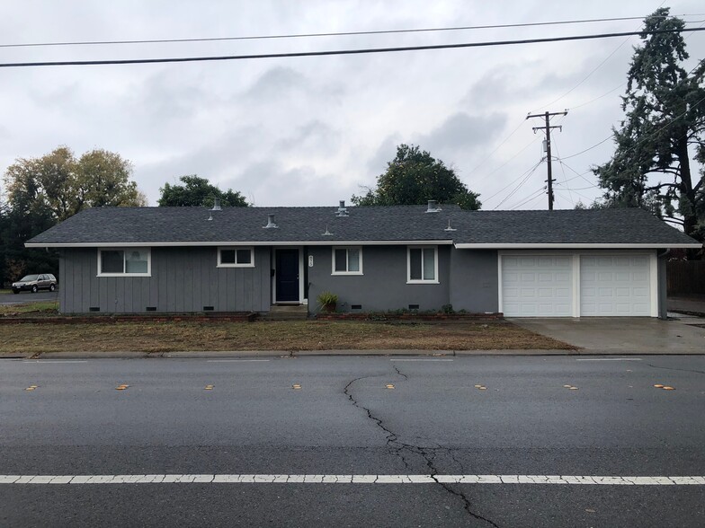 Primary Photo - 875 N Johnson Rd
