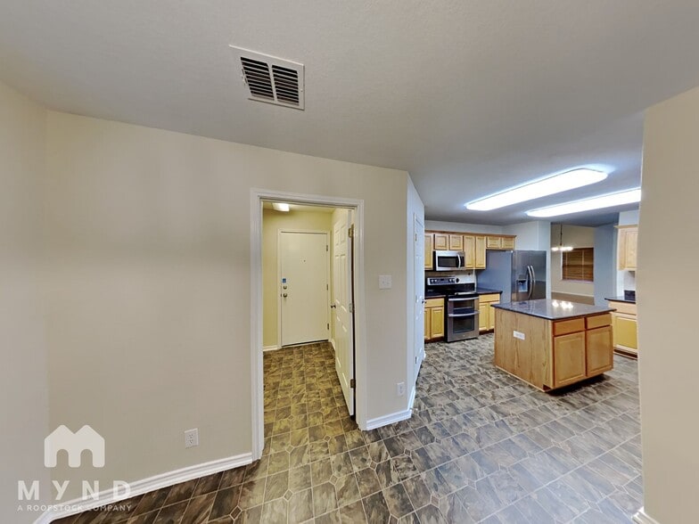 Building Photo - 8930 Wolff Vista