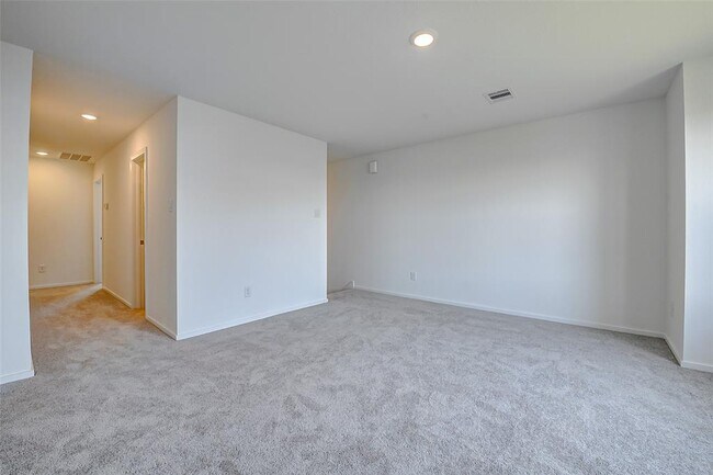 Building Photo - 28715 Texas Sparrow Ln
