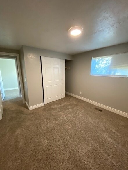 Building Photo - 6755 S 700 E