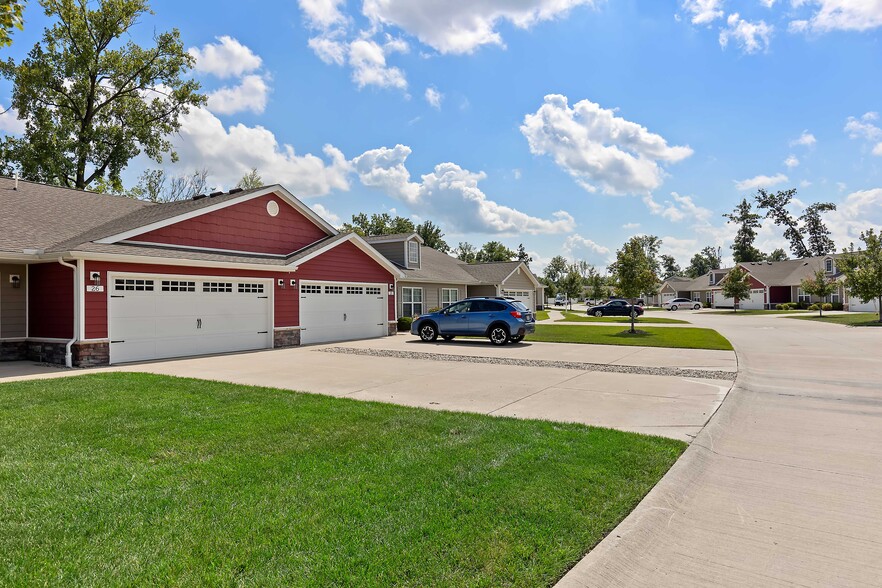 Building Photo - Redwood Washington Township OH