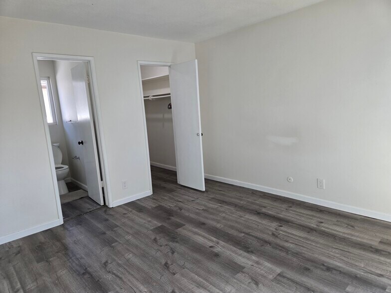 Building Photo - 4239 Hilaria Way