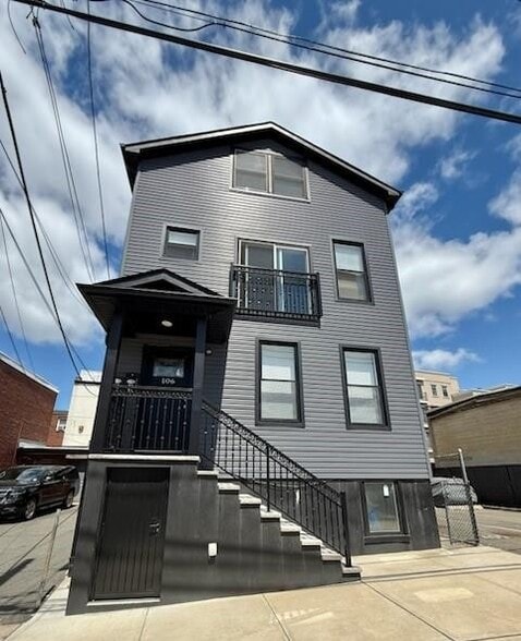 Primary Photo - 106 Jersey St
