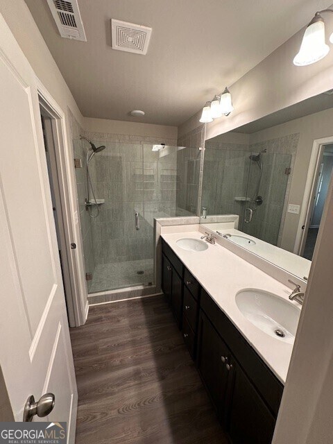 Building Photo - 5125 Fox Den Rd