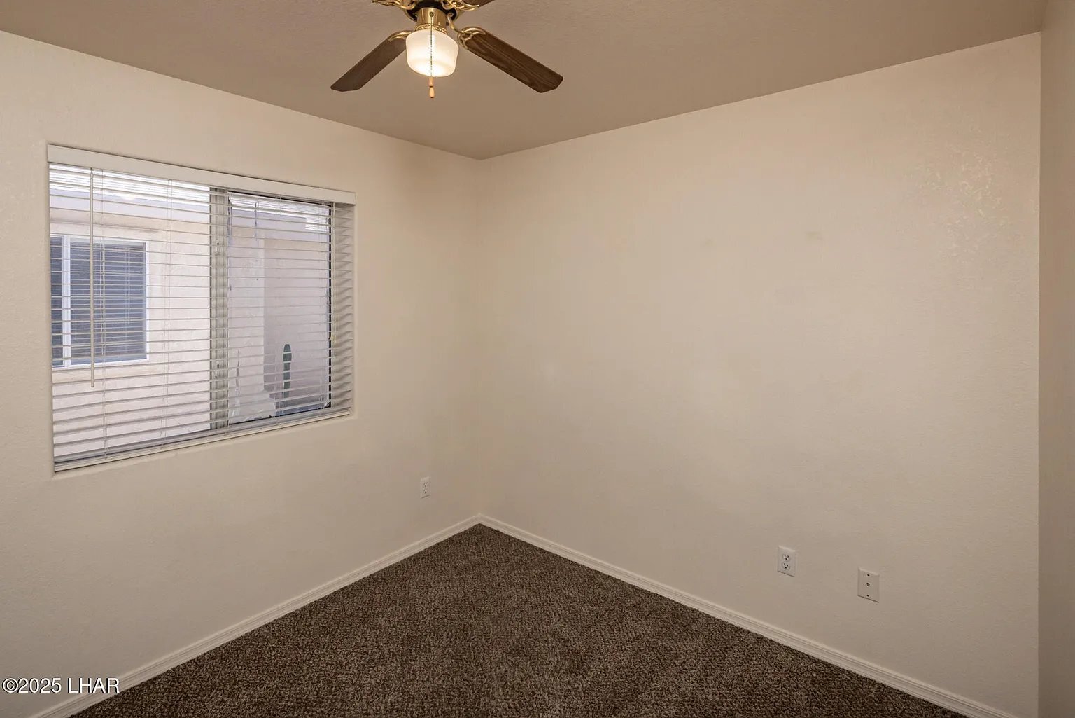 Building Photo - 3188 Desert View Ct