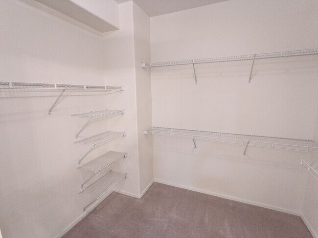 Building Photo - 9361 Fresh Spring Dr