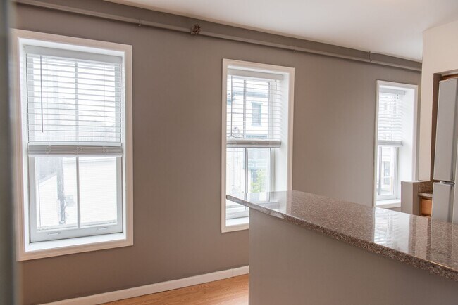 Building Photo - 1001 N 3rd St