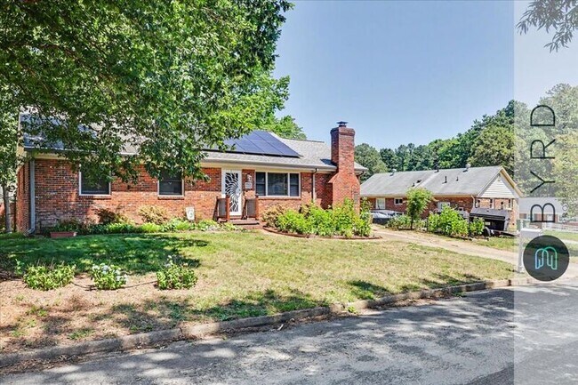 Building Photo - 3708 Grandel Dr
