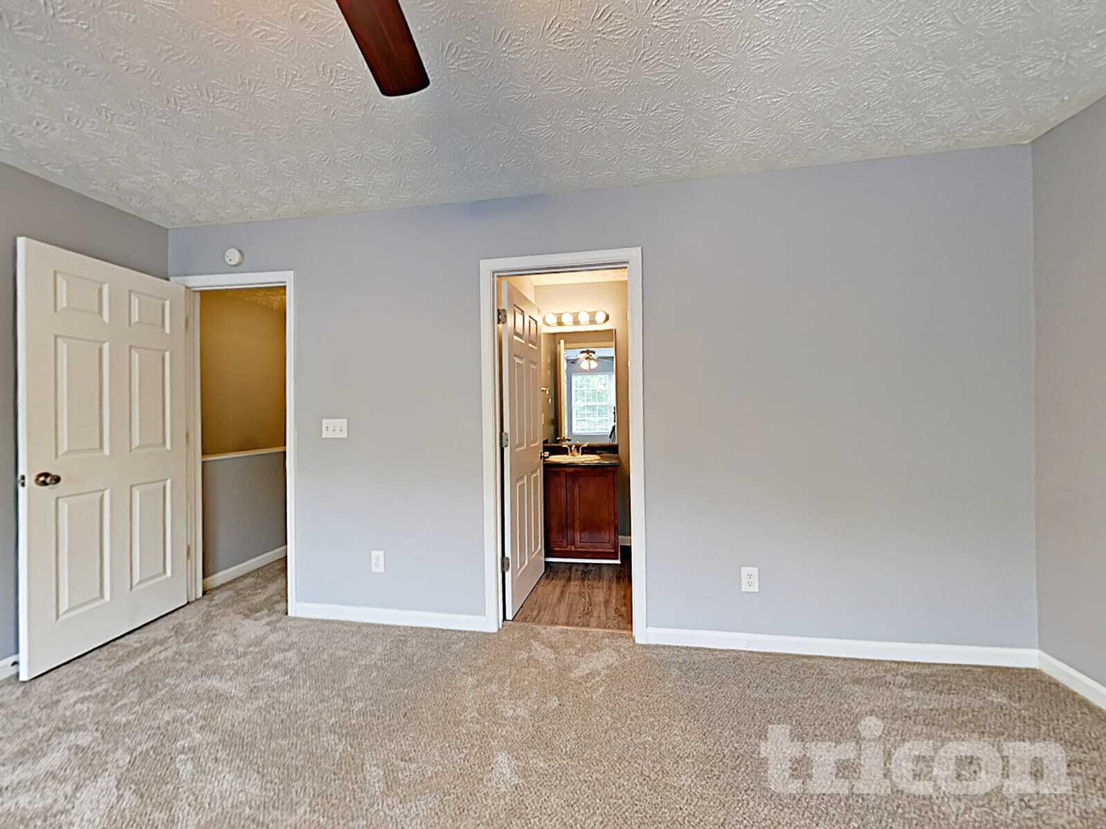 Building Photo - 418 Whippet St