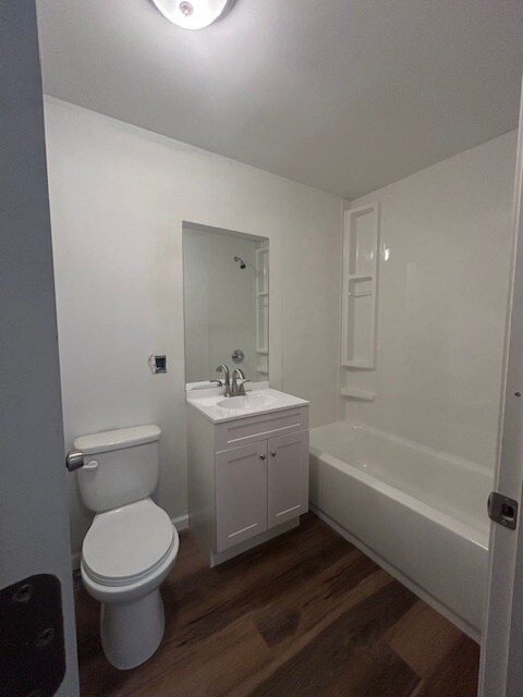 Building Photo - 62 Elizabeth St