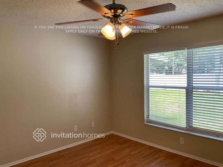 Building Photo - 11804 Sweet Pea Ct