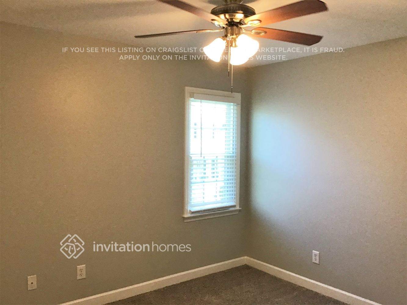 Building Photo - 1208 Miracle Dr