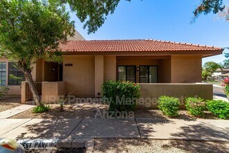 Building Photo - 8625 E Belleview Pl