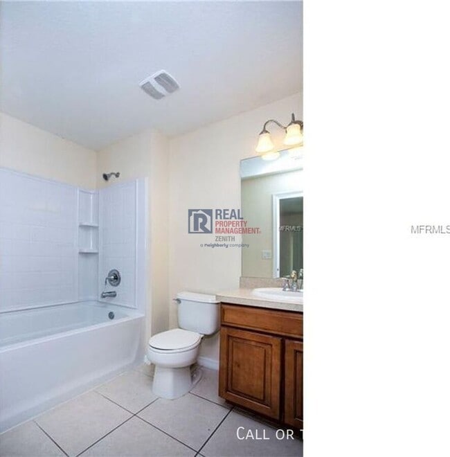 Building Photo - 2522 Lexington Oak Dr