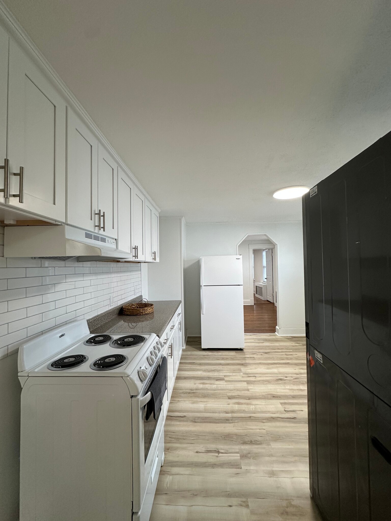 Building Photo - 48 Liberty St