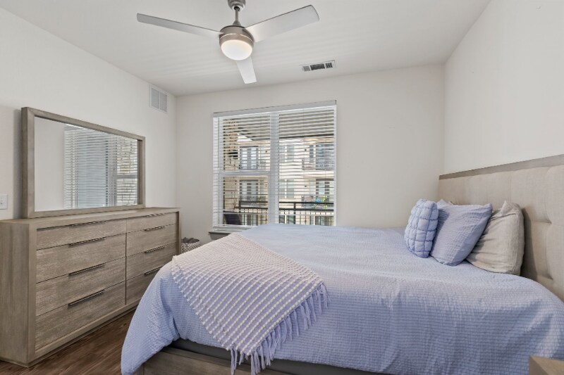 Building Photo - 3801 Vitruvian Way