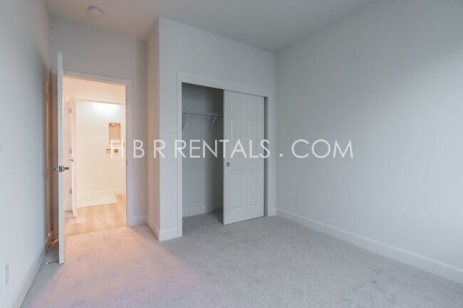 Building Photo - 3024 Ellis Town Dr
