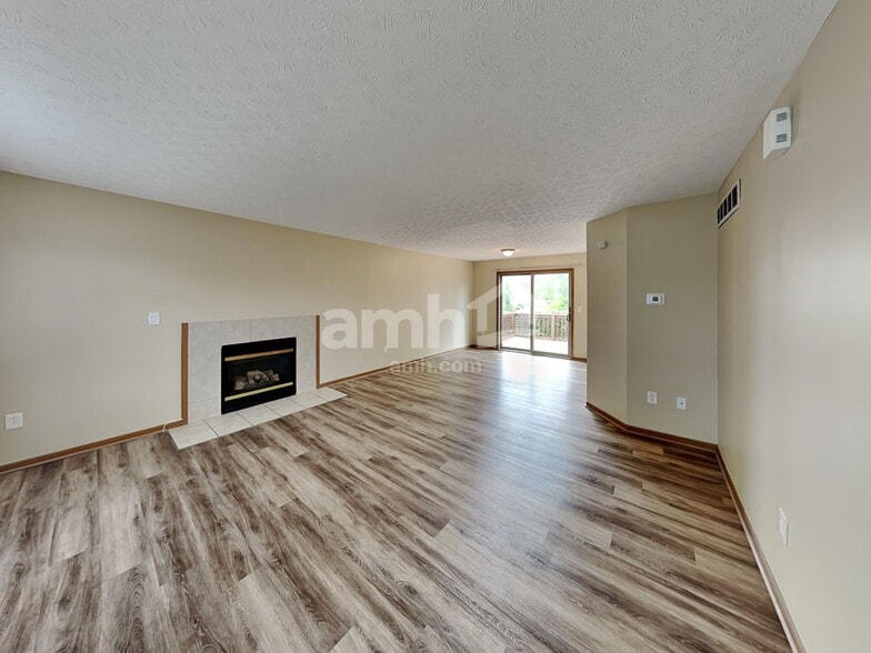 Building Photo - 5298 Rifle Dr