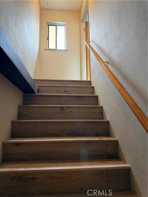 Building Photo - 663 Eston Pl