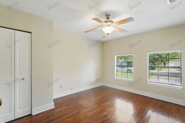 Building Photo - 4710 Wateka Dr