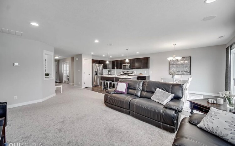 Building Photo - 13911 Manford Ct