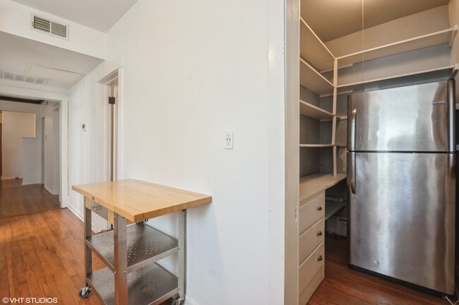 Building Photo - 4523 N Campbell Ave