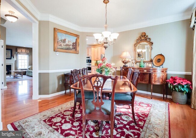 Building Photo - 23152 Evergreen Ridge Dr