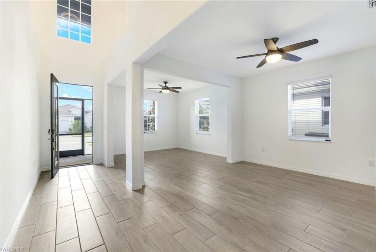 Living room/ dining room/ entrance hall - 2340 Feather Brook Ln