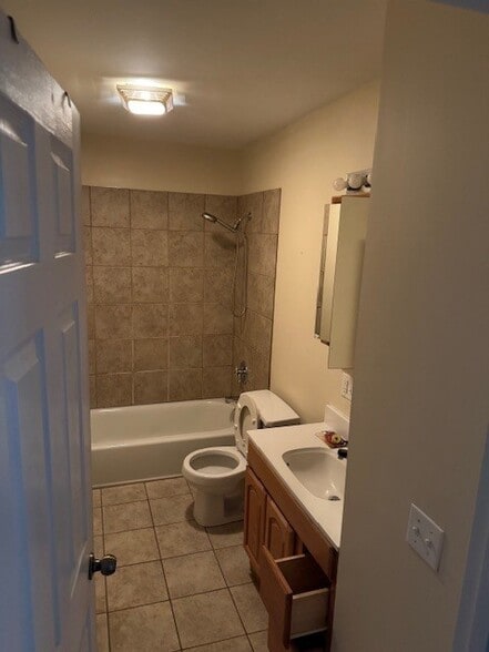 Building Photo - 1223 Selby Ave