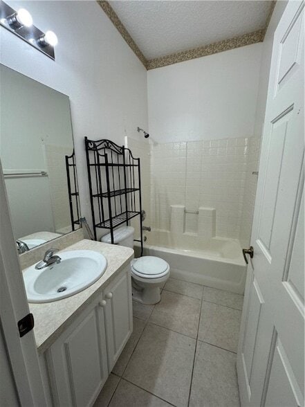 Building Photo - 707 46th Square