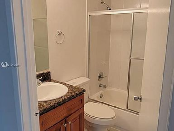 Guest Bath - 11263 W Atlantic Blvd